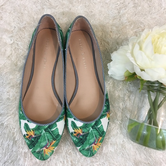 Kelly & Katie Shoes - K&K Women’s Floral Closed Toe Flats Shoes Size 7.5